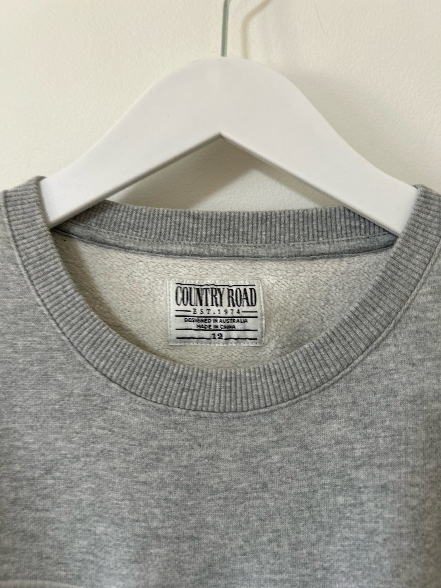 Country Road - Grey Heritage Sweat (12)