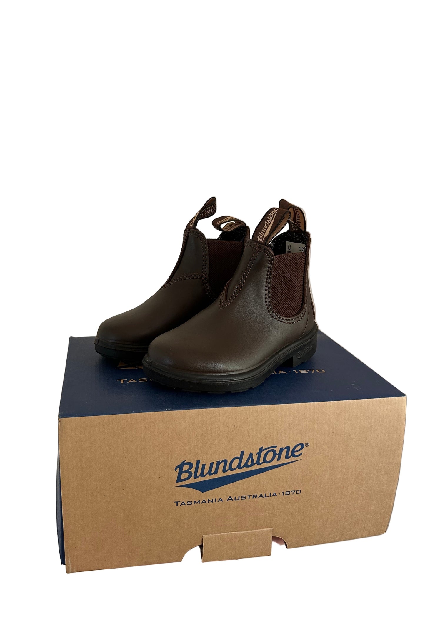 Blundstones - 630 Leather Boots (Size 8 - BNIB)