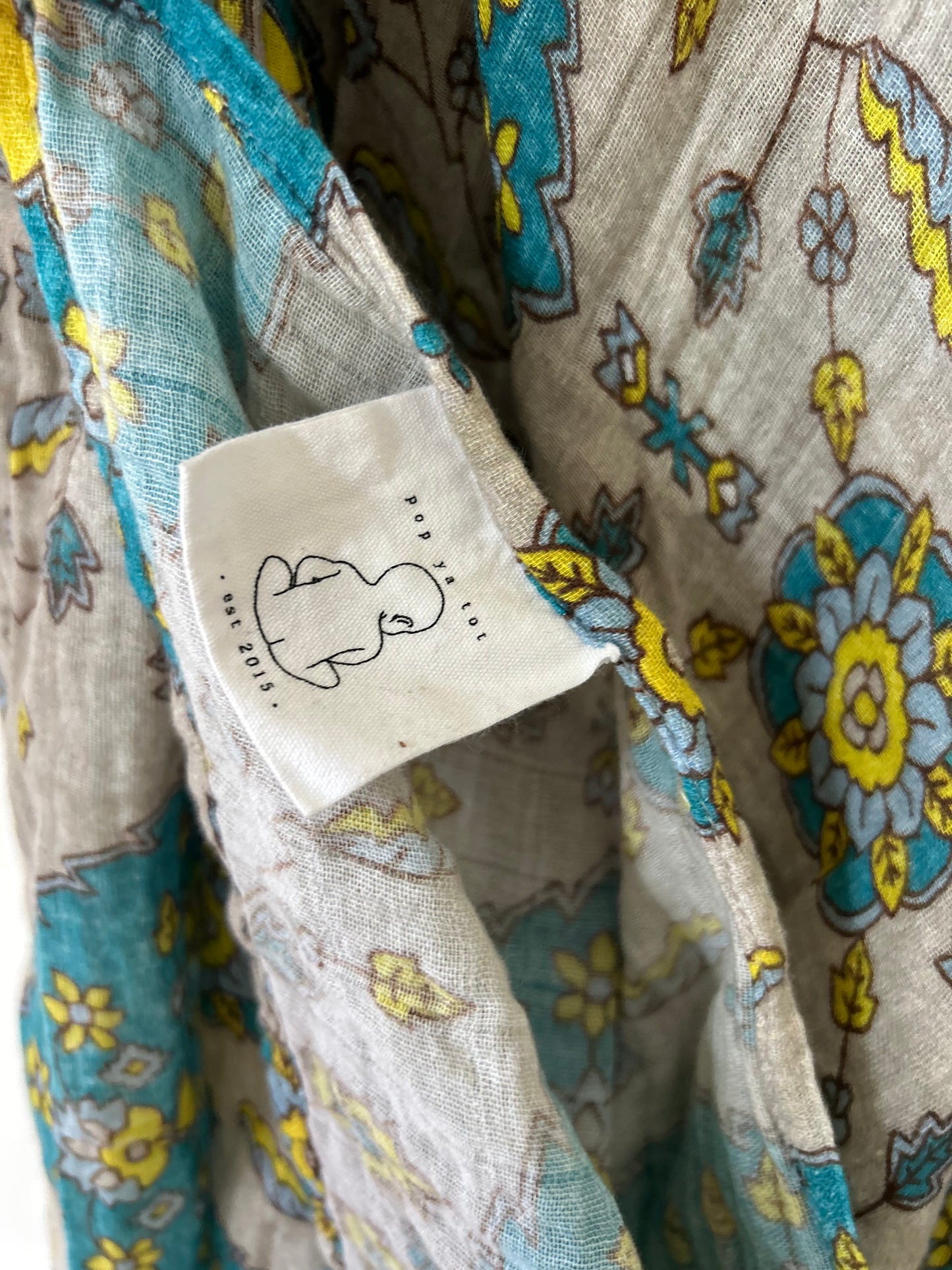 POP YA TOT - Muslin Swaddle- A MAGIC CARPET